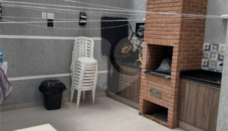 Casa à venda com 2 quartos, sendo 1 suíte,  em Vila Anastácio, São Paulo, SP