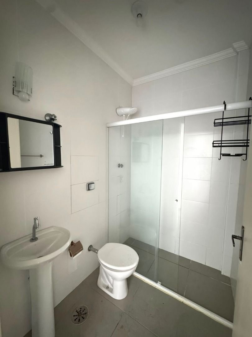 Apartamento com 2 dormitórios à venda, 70 m² por R$ 300.000,00 - Jardim Três Marias - Guarujá/SP