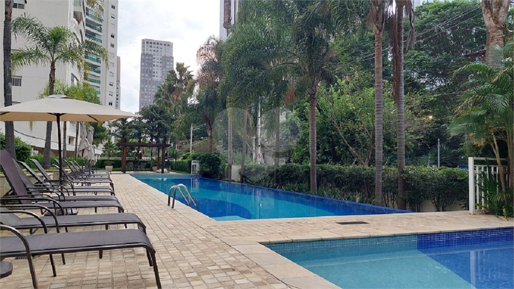 Apartamento à venda ou para alugar com 2 suítes em Brooklin, São Paulo, SP
