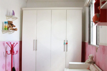 Sobrado à venda com 5 quartos, sendo 1 suíte,  em Jaguaré, São Paulo, SP