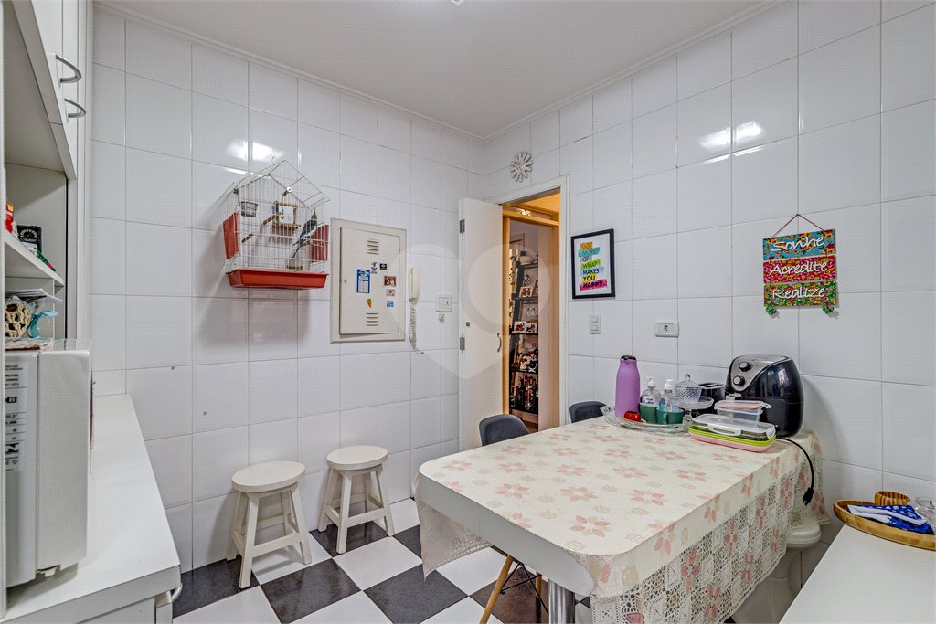 Apartamento à venda com 4 quartos, sendo 2 suítes, em Jardim Marajoara, São Paulo, SP