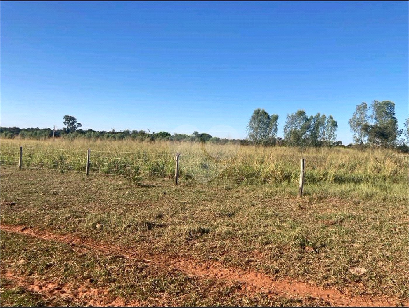 Chácara à venda com 6 quartos no Centro, Terenos, MS