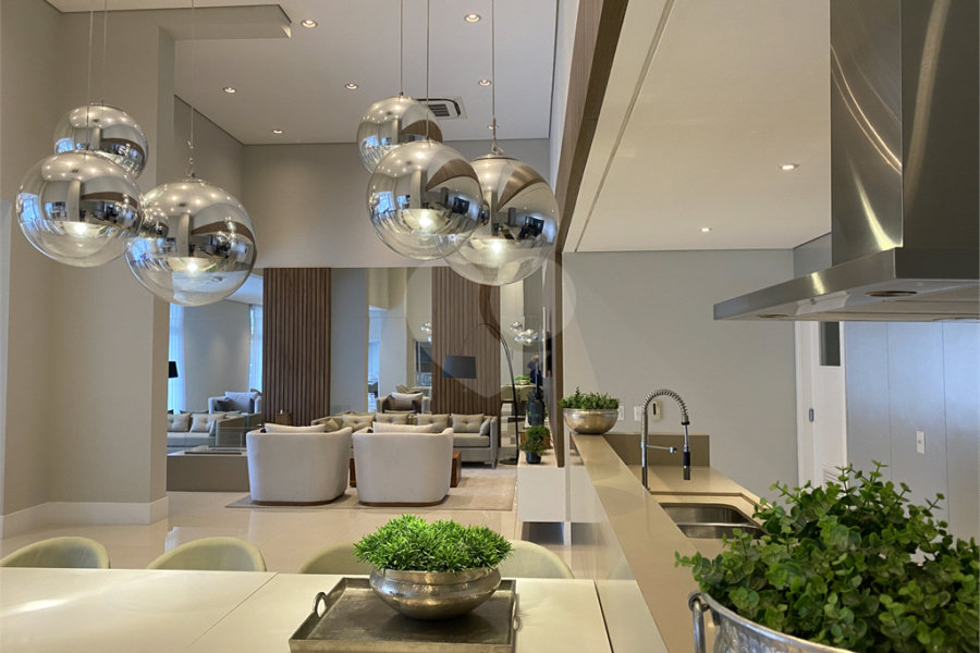 Apartamento à venda com 4 suítes em Santana, São Paulo, SP