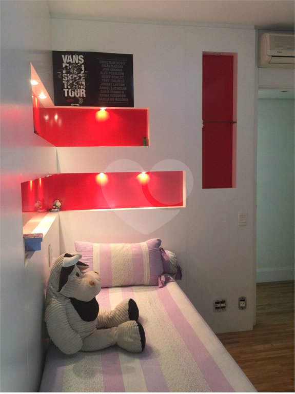 Apartamento à venda com 4 suítes em Vila Gertrudes, São Paulo, SP