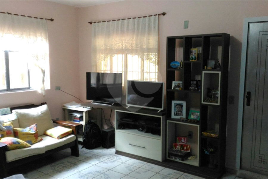 Casa à venda com 3 quartos, sendo 1 suíte,  em Jundiaizinho (terra Preta), Mairiporã, SP