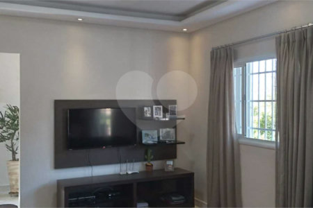 Casa à venda com 3 quartos, sendo 1 suíte, em Santa Cândida, Vinhedo, SP