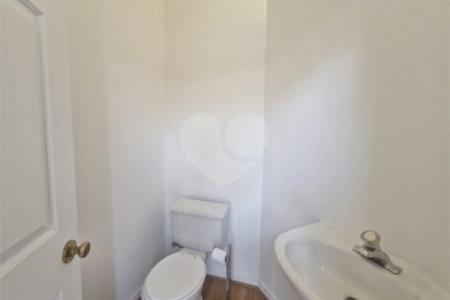 Casa para alugar com 4 quartos, sendo 2 suítes, no condomínio Fairmont, São Paulo - SP