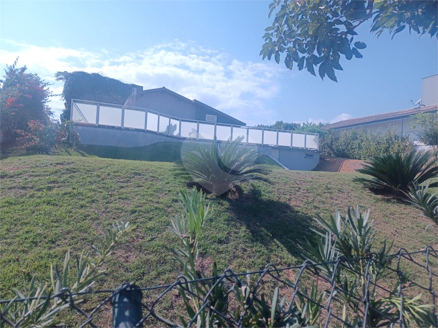 Casa à venda com 2 quartos, sendo 1 suíte, no condomínio Terras de Mont Serrat, Salto - SP
