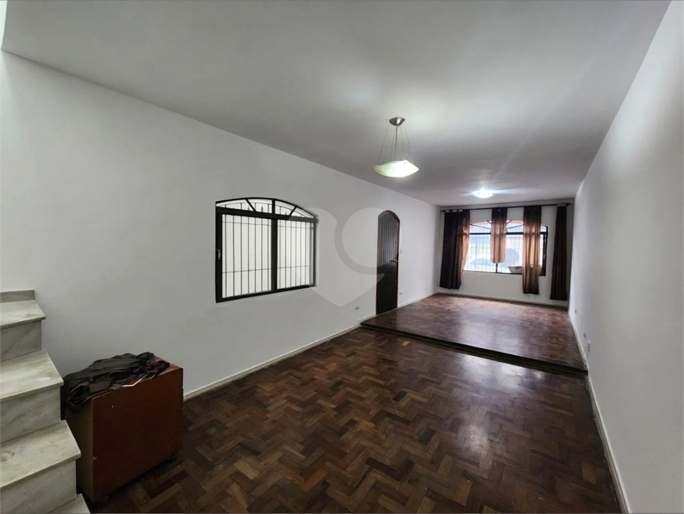 Casa à venda com 3 quartos, sendo 1 suíte,  em Jardim Celeste, São Paulo, SP
