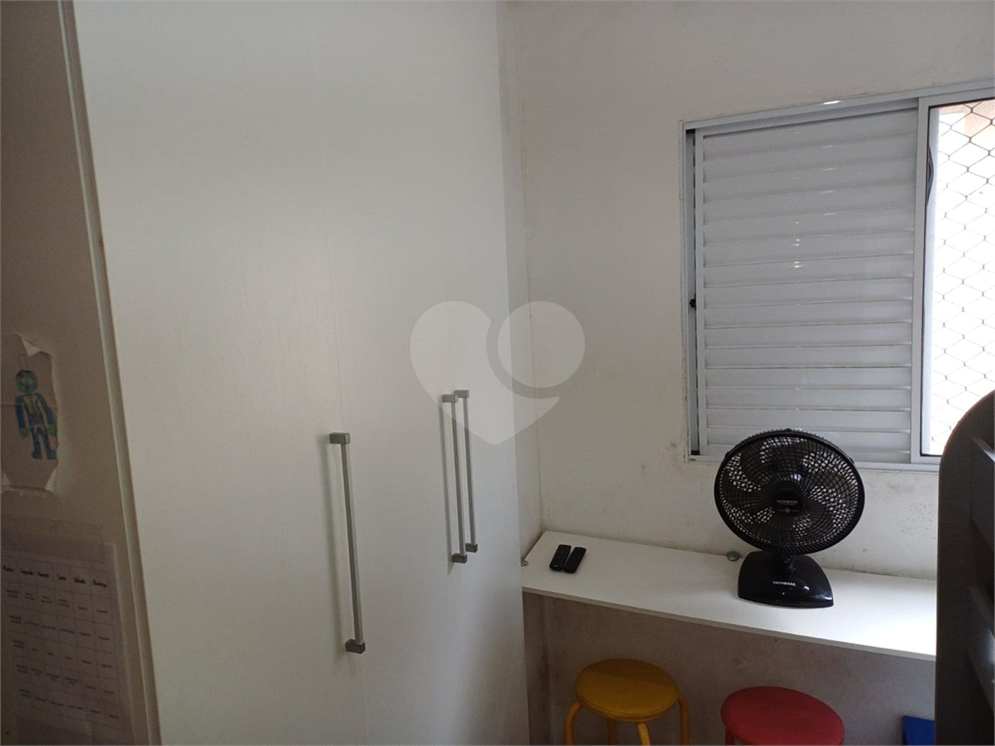 Casa à venda com 3 quartos, sendo 1 suíte,  no condomínio Residencial Shekinah, São Paulo - SP