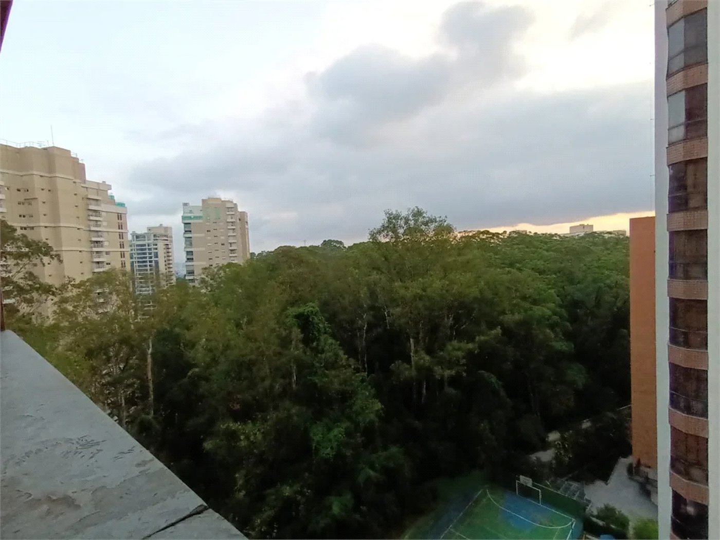 Apartamento à venda com 3 quartos, sendo 1 suíte, em Vila Andrade, São Paulo, SP