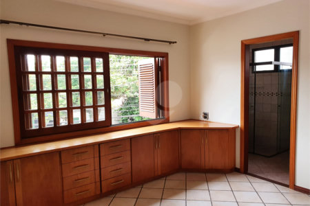 Sobrado à venda com 3 quartos, sendo 1 suíte, em Brooklin, São Paulo, SP