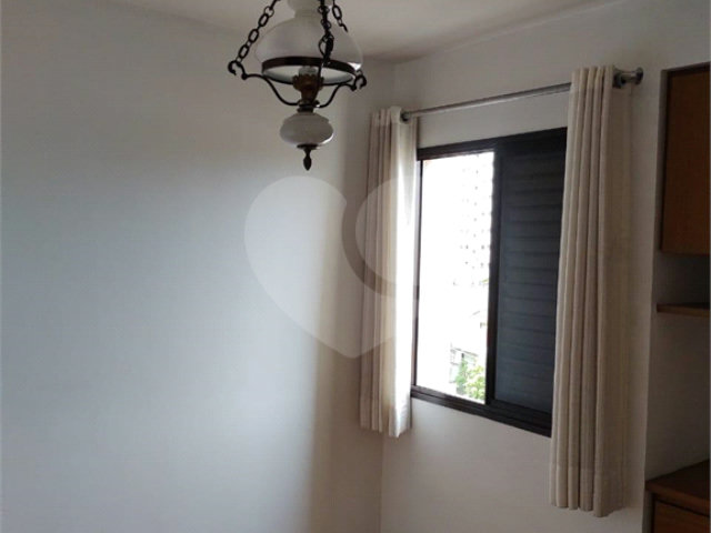 Apartamento à venda com 3 quartos, sendo 1 suíte,  em Saúde, São Paulo, SP