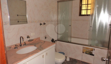 Sobrado à venda ou para alugar com 3 quartos, sendo 2 suítes,  em Santana, São Paulo, SP