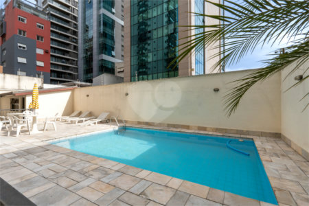 Apartamento à venda com 3 suítes em Vila Nova Conceição, São Paulo, SP