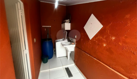 Casa à venda com 3 quartos, sendo 1 suíte,  em Jardim Itália, Itapetininga, SP