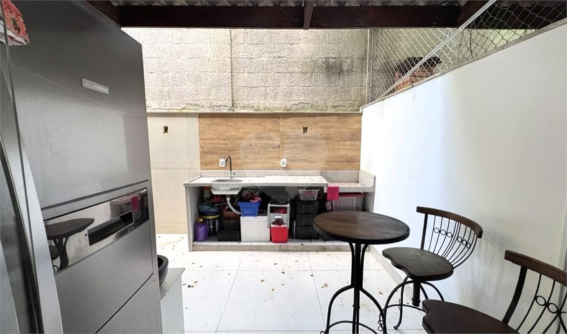 Casa à venda com 3 quartos, sendo 1 suíte, no condomínio Vivant, Rio de Janeiro - RJ