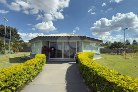 Casa à venda com 4 quartos, sendo 1 suíte,  no condomínio Portobello Sorocaba, Sorocaba - SP