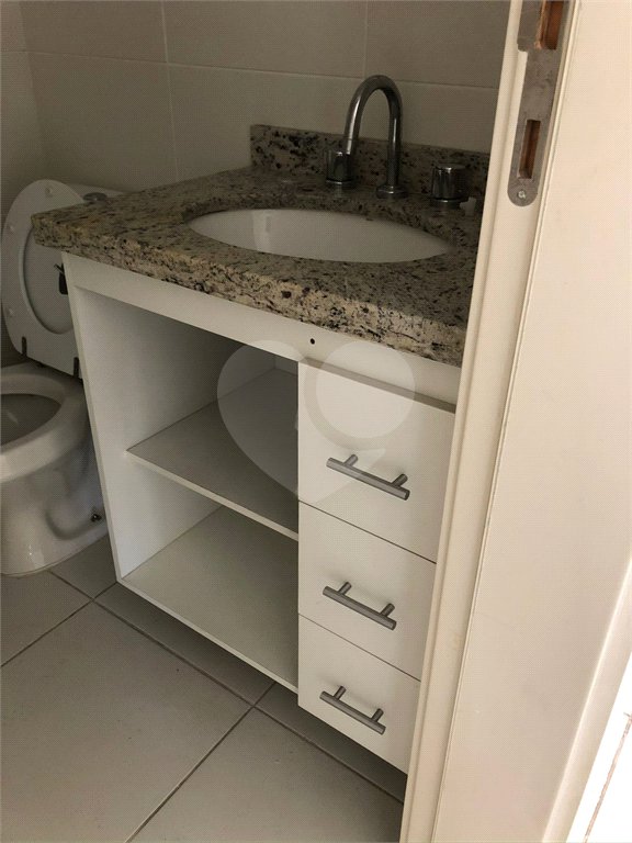 Apartamento à venda com 3 quartos, sendo 1 suíte,  em Brás, São Paulo, SP