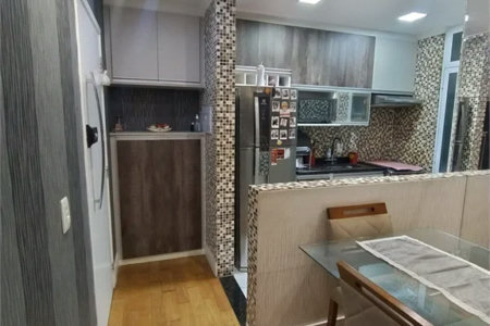 Apartamento à venda com 3 quartos, sendo 1 suíte,  em Umuarama, Osasco, SP