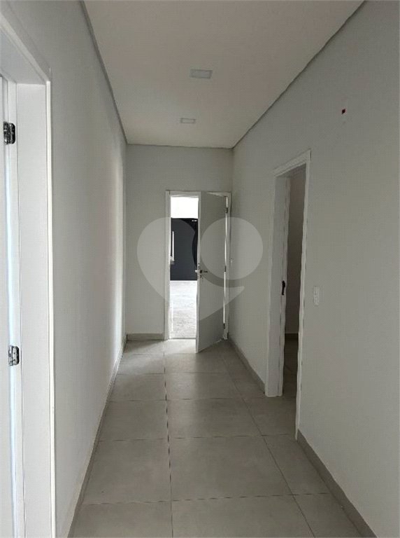 Casa à venda com 3 quartos, sendo 1 suíte, no condomínio Lagos D Icaraí, Salto - SP