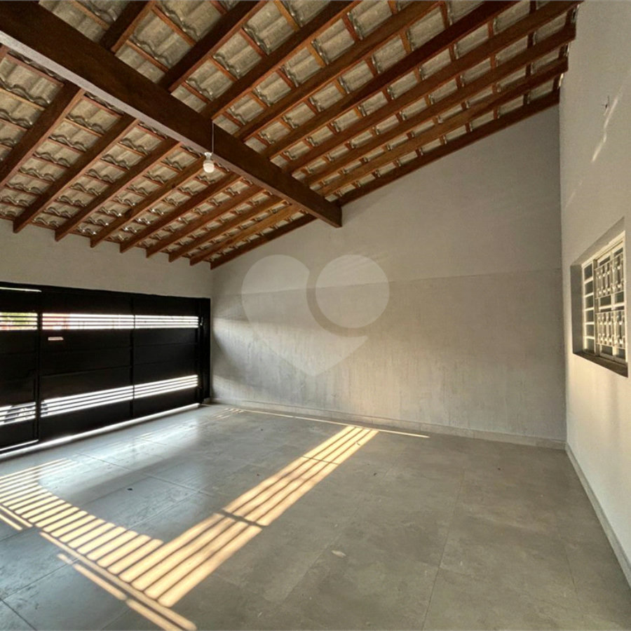 Casa à venda com 2 quartos, sendo 1 suíte, em Jardim Nair Maria, Salto, SP