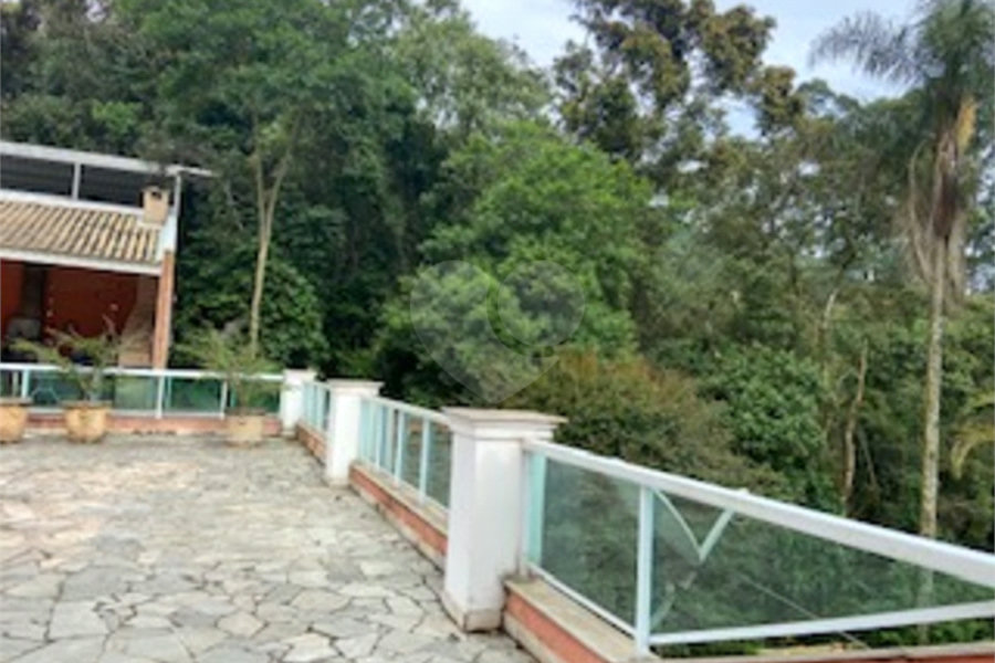 Casa à venda com 4 suítes no condomínio Parque Imperial da Cantareira, Mairiporã - SP