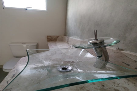 Casa à venda com 3 quartos, sendo 1 suíte,  no condomínio Atibaia Park 1, Atibaia - SP