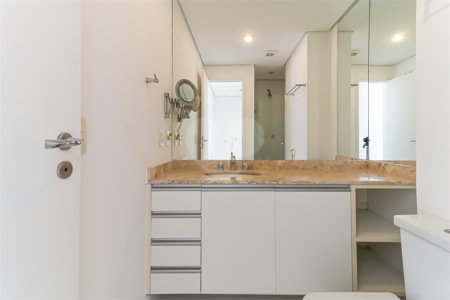 Duplex à venda com 1 suíte em Vila Nova Conceição, São Paulo, SP