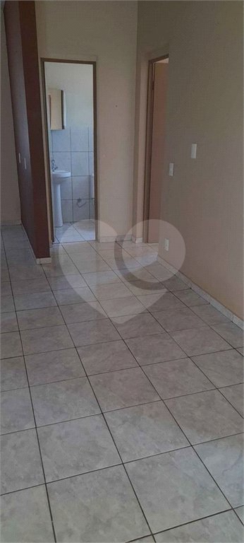 Apartamento no Condomínio Residencial Jardim das Torres