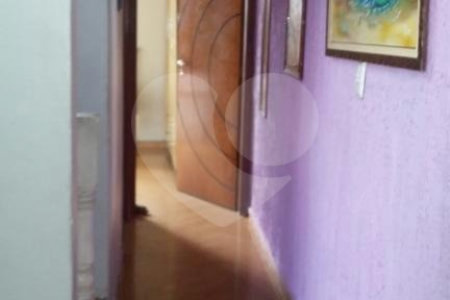 Casa à venda com 2 quartos, sendo 1 suíte, no condomínio Travessa Carmem Lúcia Carneiro,88, São Paulo - SP
