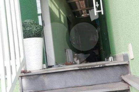 Sobrado à venda com 3 quartos, sendo 1 suíte,  em Vila Mazzei, São Paulo, SP