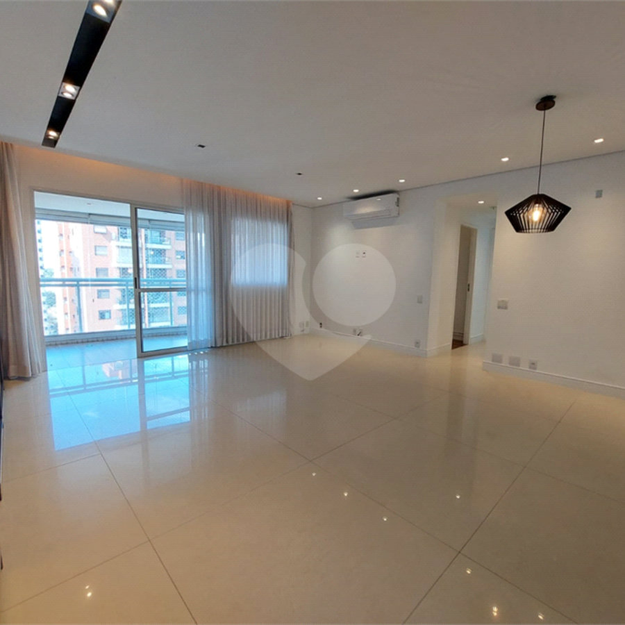Apartamento à venda com 3 quartos, sendo 1 suíte, em Vila Leopoldina, São Paulo, SP