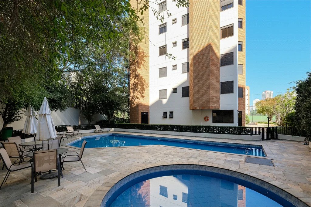 Apartamento à venda com 3 quartos, sendo 2 suítes,  em Sumarezinho, São Paulo, SP
