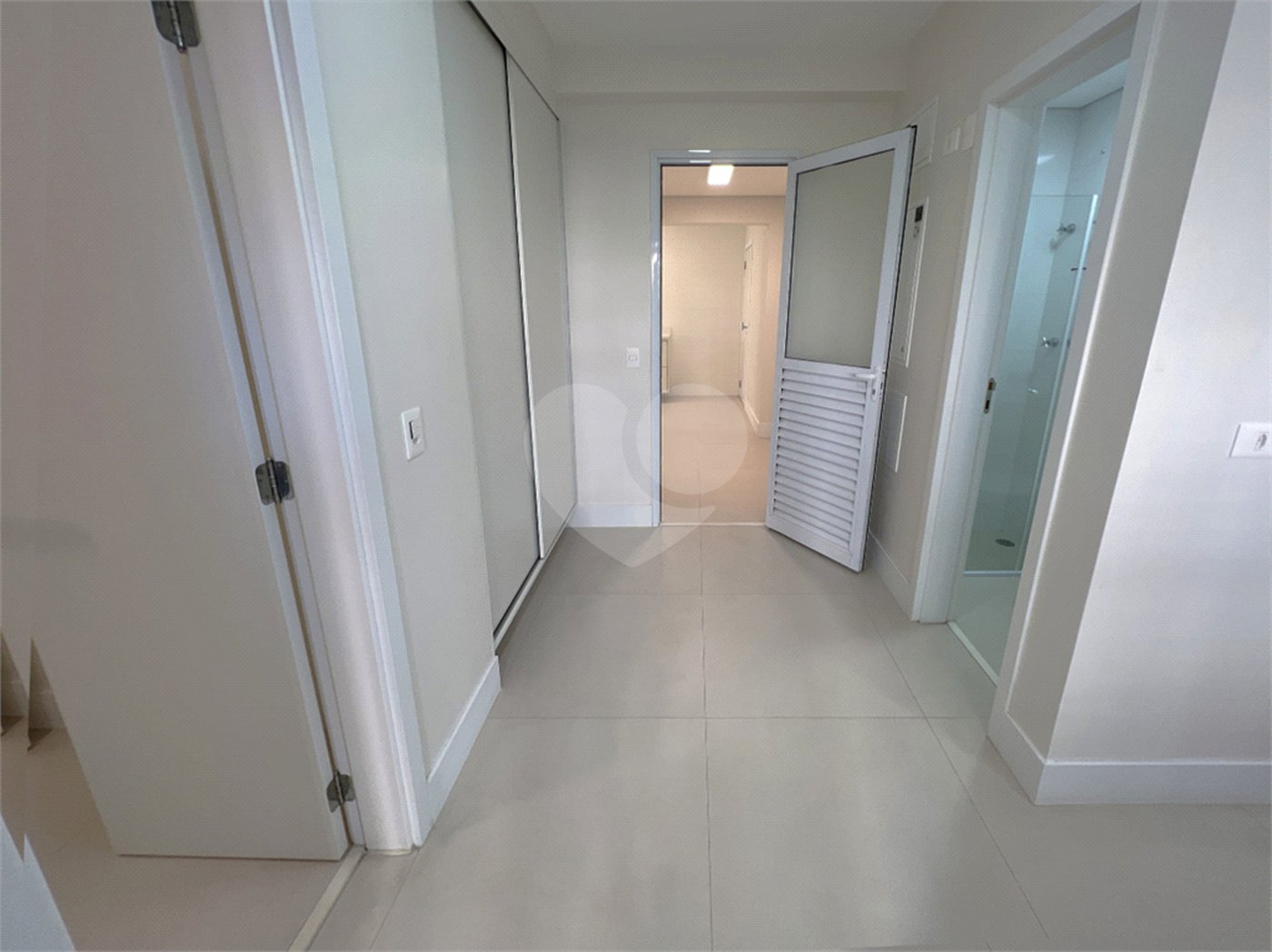 Apartamento à venda com 3 suítes em Vila Romana, São Paulo, SP