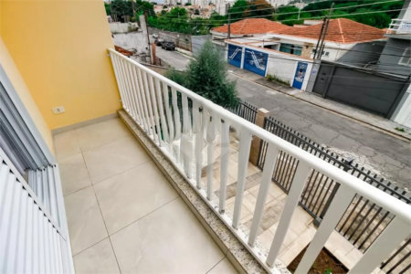 Sobrado à venda com 4 quartos, sendo 1 suíte,  em Vila Sônia, São Paulo, SP