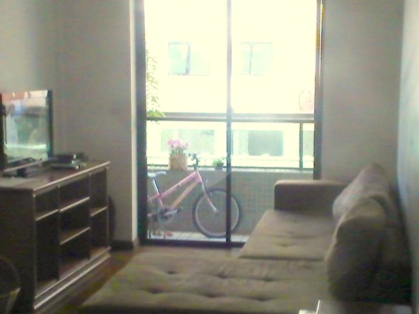 Apartamento à venda com 3 quartos, sendo 1 suíte,  em Jardim das Vertentes, São Paulo, SP