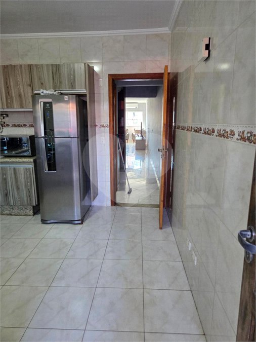 Sobrado à venda com 3 quartos, sendo 1 suíte, em Vila Gustavo, São Paulo, SP