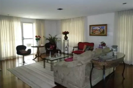 Apartamento à venda com 4 quartos, sendo 2 suítes, em Tatuapé, São Paulo, SP