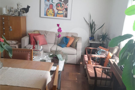 Apartamento para alugar com 3 quartos, sendo 1 suíte, em Vila Olímpia, São Paulo, SP