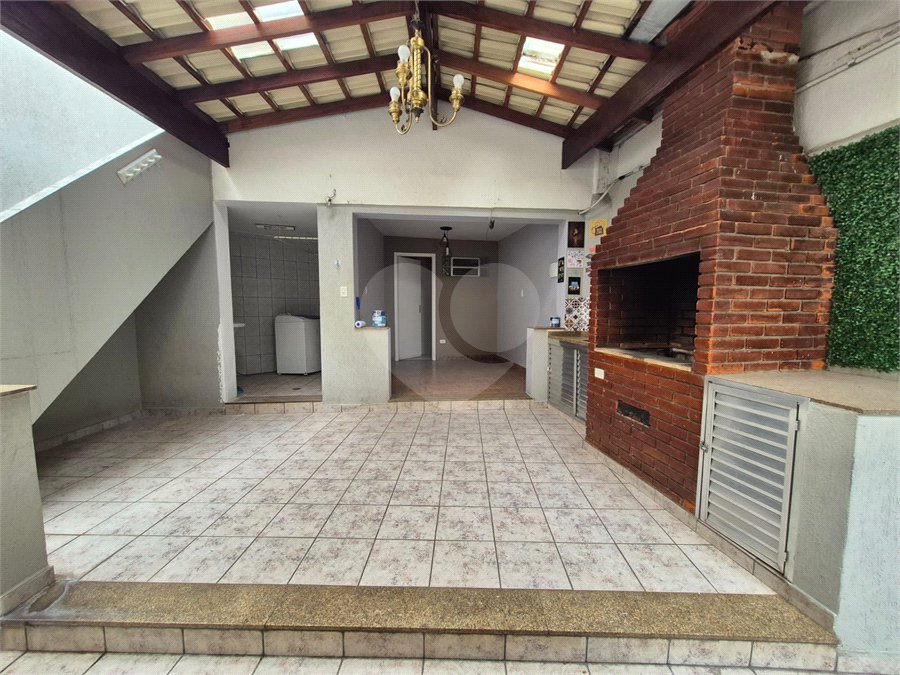 Casa à venda ou para alugar com 3 quartos, sendo 1 suíte, em Parque São Domingos, São Paulo, SP