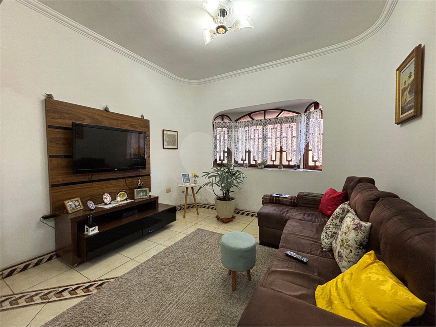 Casa à venda com 3 quartos, sendo 1 suíte, em Vila Galvão, Guarulhos, SP