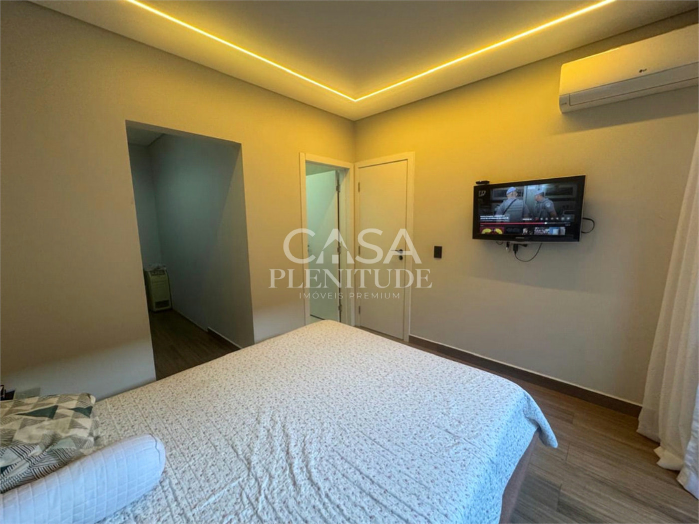 Casa em condomínio à venda com 3 quartos, sendo 1 suíte, em Wanel Ville, Sorocaba, SP