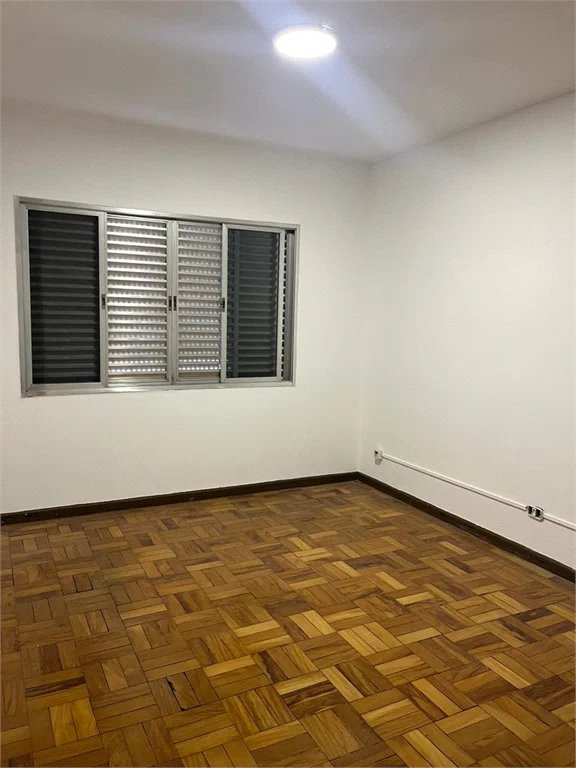 Casa à venda com 5 quartos, sendo 3 suítes, em Jardim Bonfiglioli, São Paulo, SP