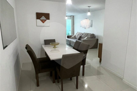 Apartamento à venda com 4 quartos, sendo 2 suítes, em Vila Nova, Cabo Frio, RJ