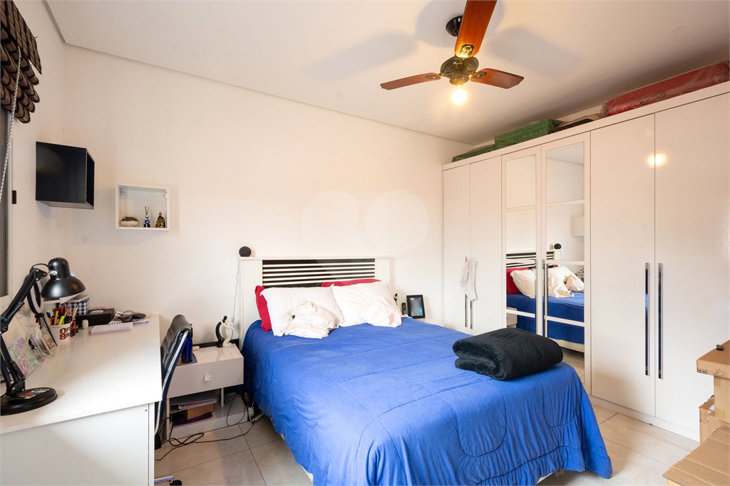 Casa à venda com 4 quartos, sendo 1 suíte, em Santo Amaro, São Paulo, SP