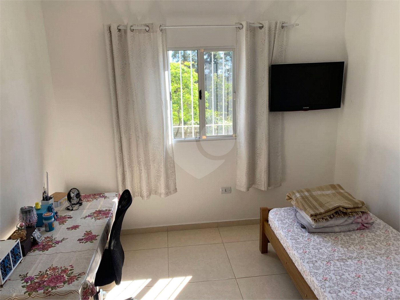 Casa à venda com 3 quartos, sendo 1 suíte, em Olho D'água, Mairiporã, SP