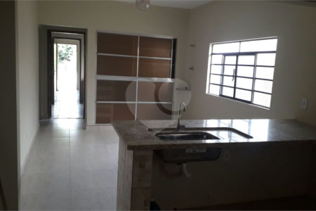 Casa à venda com 3 quartos, sendo 1 suíte, em Marambaia, Vinhedo, SP