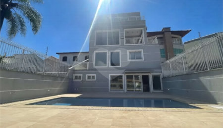 Casa à venda com 4 suítes em Tremembé, São Paulo, SP