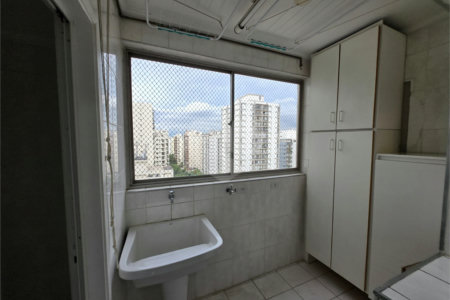 Apartamento à venda com 3 quartos, sendo 1 suíte,  em Indianópolis, São Paulo, SP